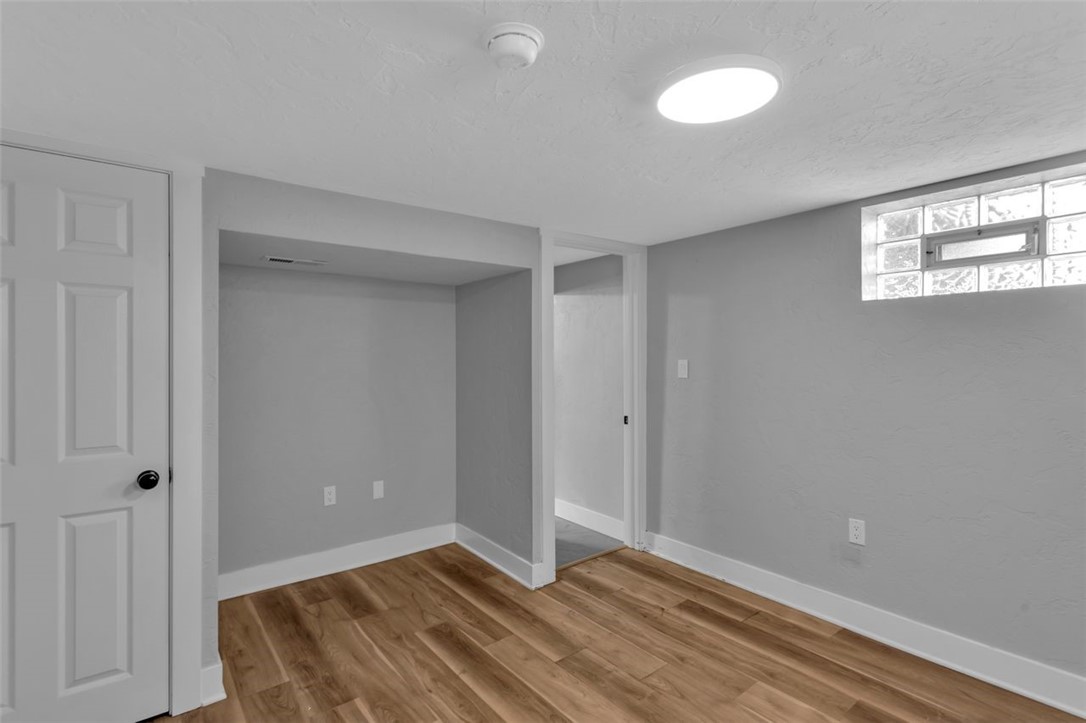 418 Mary St St, Jeannette, Pennsylvania image 18