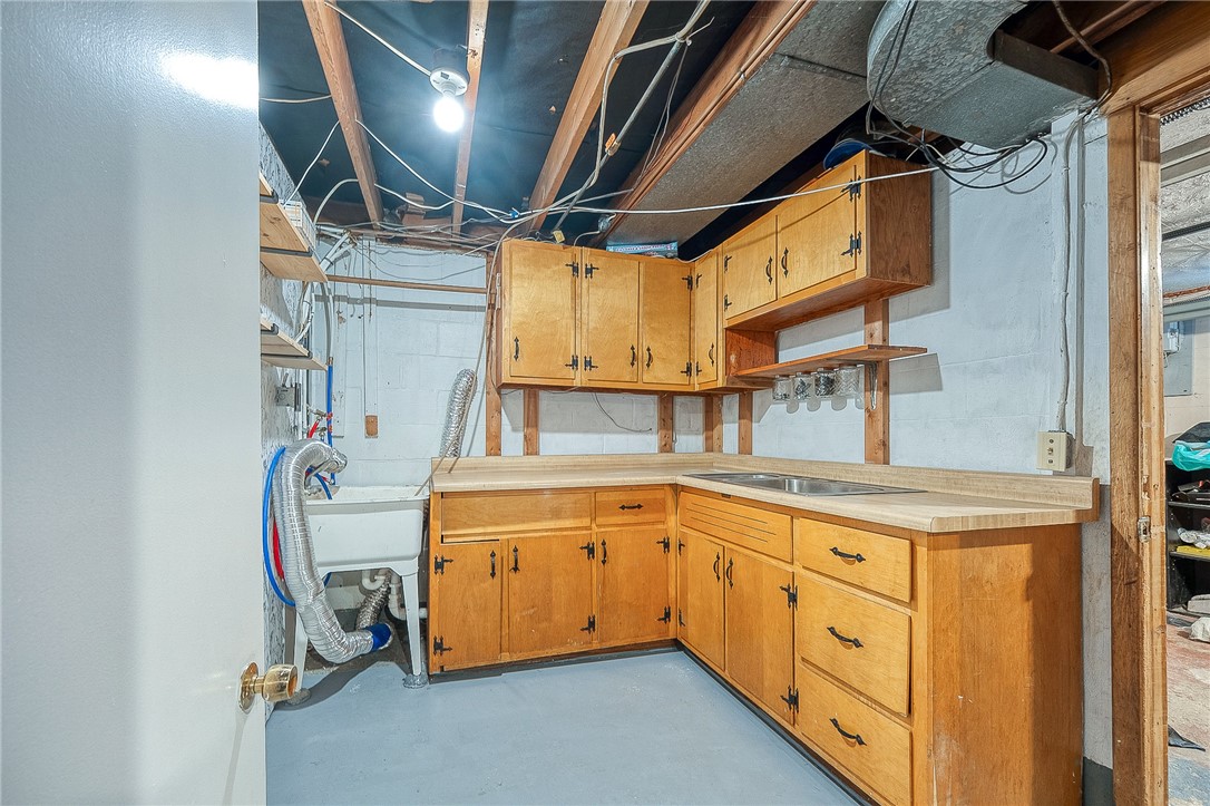 Plum Boro, Pennsylvania 15239, United States, 3 Bedrooms Bedrooms, ,3 BathroomsBathrooms,Residential,Pending,10295