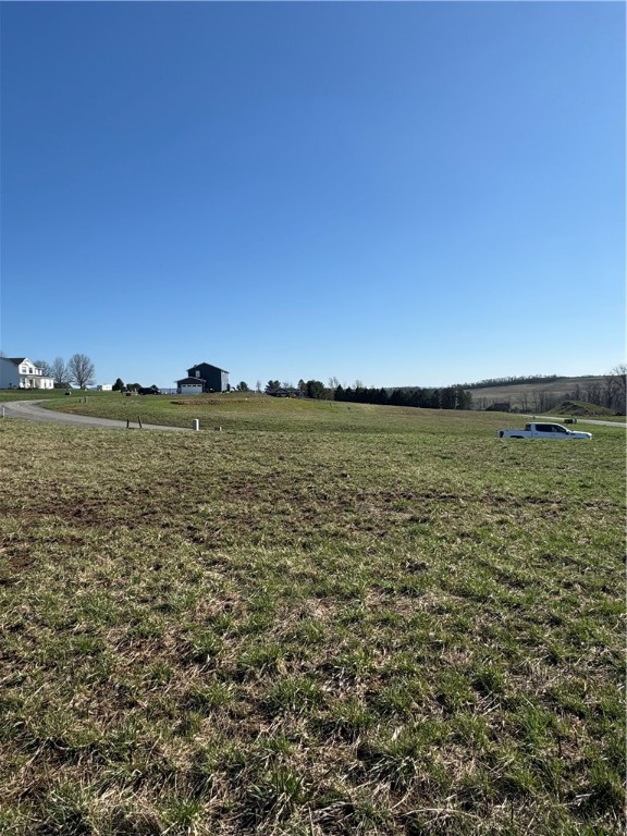 Hunter Dr, Scottdale, Pennsylvania image 3
