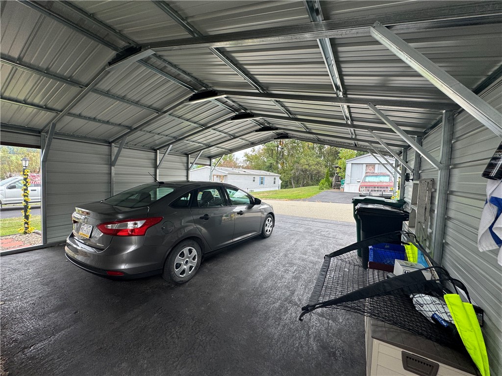 White Twp, Pennsylvania 15701, United States, 3 Bedrooms Bedrooms, ,2 BathroomsBathrooms,Residential,Active,204375