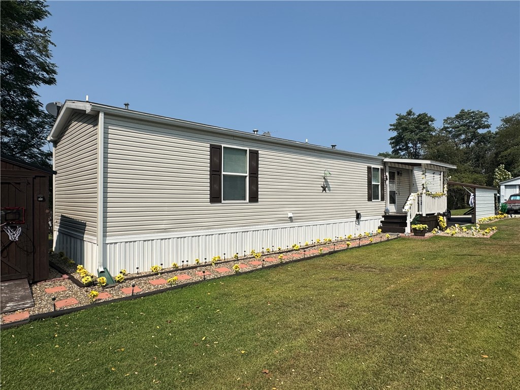 White Twp, Pennsylvania 15701, United States, 3 Bedrooms Bedrooms, ,2 BathroomsBathrooms,Residential,Active,204375