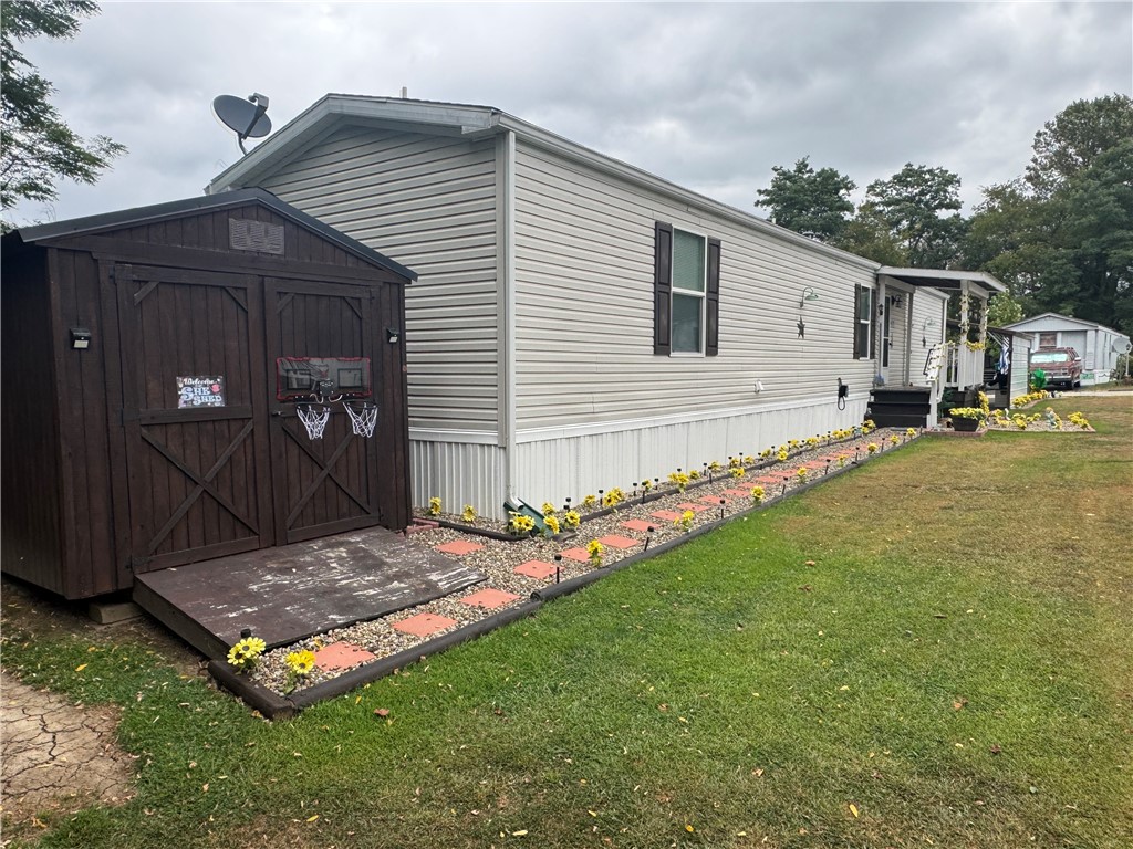 White Twp, Pennsylvania 15701, United States, 3 Bedrooms Bedrooms, ,2 BathroomsBathrooms,Residential,Active,204375