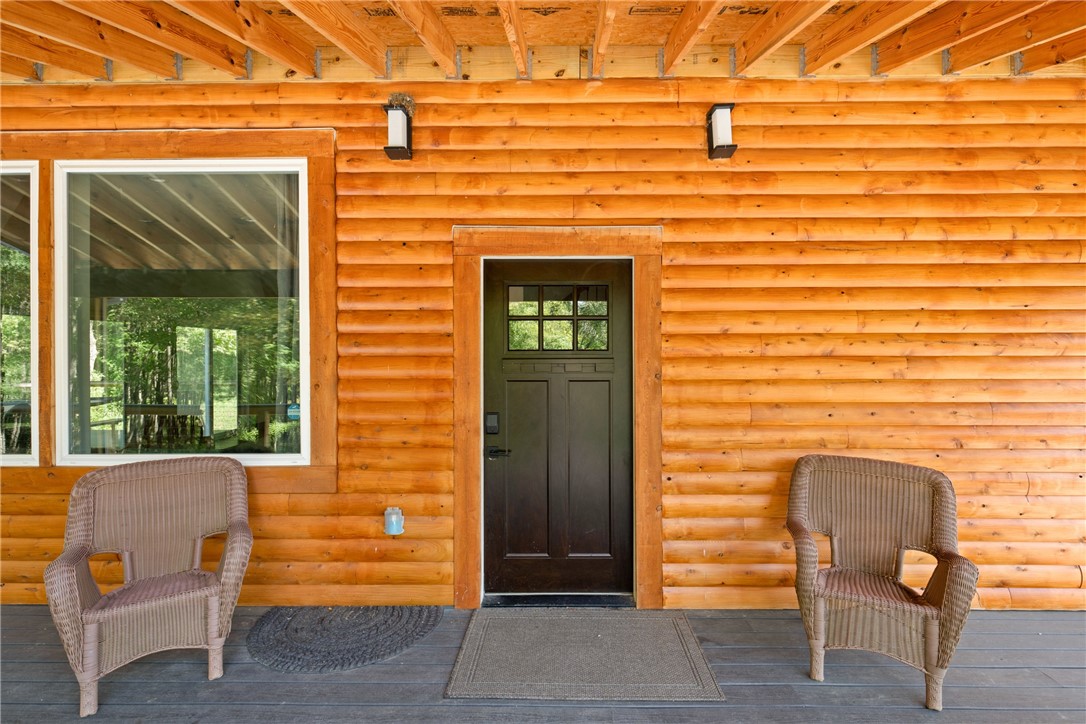 Upper Turkeyfoot Twp, Pennsylvania 15551, United States, 4 Bedrooms Bedrooms, ,3 BathroomsBathrooms,Residential,Active,202179