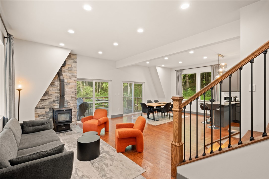 Upper Turkeyfoot Twp, Pennsylvania 15551, United States, 4 Bedrooms Bedrooms, ,3 BathroomsBathrooms,Residential,Active,202179