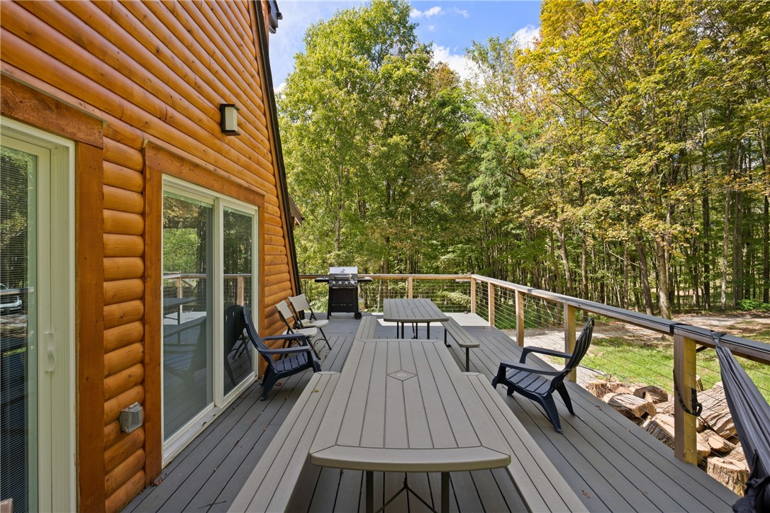 Upper Turkeyfoot Twp, Pennsylvania 15551, United States, 4 Bedrooms Bedrooms, ,3 BathroomsBathrooms,Residential,Active,202179