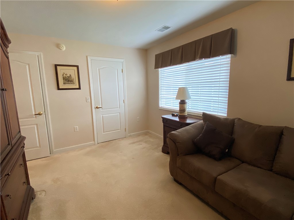 350 Hidden Ridge Court Ct #302, South Park, Pennsylvania image 29