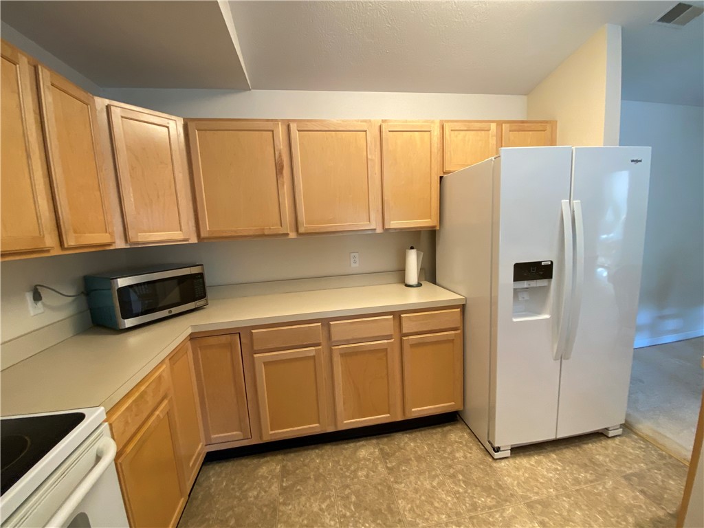 350 Hidden Ridge Court Ct #302, South Park, Pennsylvania image 10