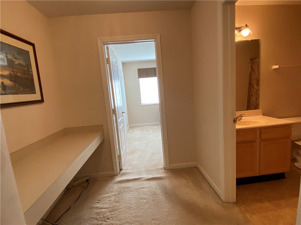 350 Hidden Ridge Court Ct #302, South Park, Pennsylvania image 15