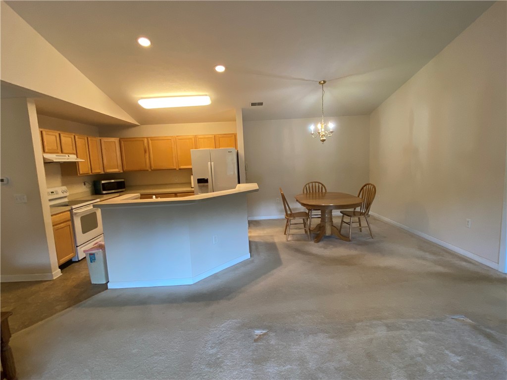 350 Hidden Ridge Court Ct #302, South Park, Pennsylvania image 11