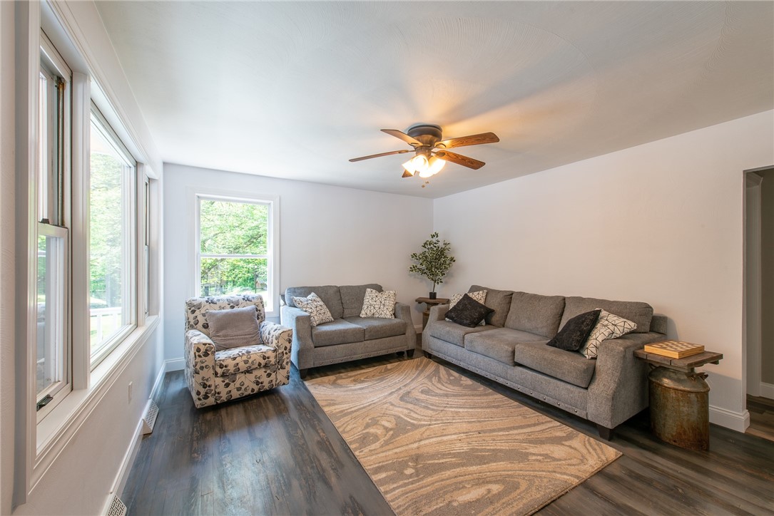 Kiskiminetas Twp, Pennsylvania 15686, United States, 3 Bedrooms Bedrooms, ,3 BathroomsBathrooms,Residential,Pending,145929