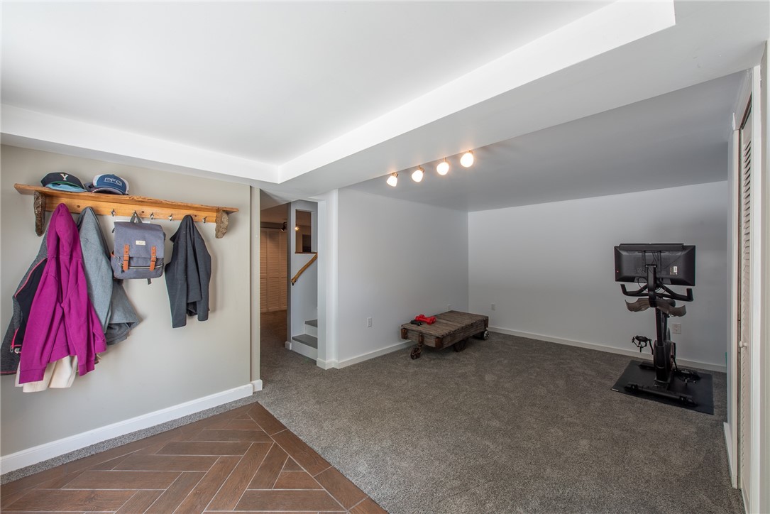 Kiskiminetas Twp, Pennsylvania 15686, United States, 3 Bedrooms Bedrooms, ,3 BathroomsBathrooms,Residential,Pending,145929