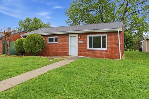 Photo of 2911 Valley St, Mckeesport, PA 15133 (MLS # 1751447)