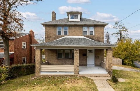 Photo of 2600 Voelkel Ave, Pittsburgh, PA 15216 (MLS # 1731682)
