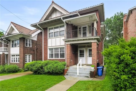 Photo of 1523 S Negley Ave, Pittsburgh, PA 15217 (MLS # 1752078)
