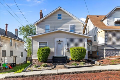 Photo of 2907 Boyd St, Mckeesport, PA 15132 (MLS # 1750916)