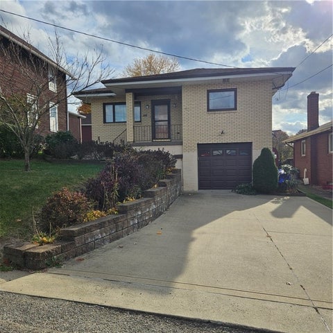 Photo for 104 Boyd St