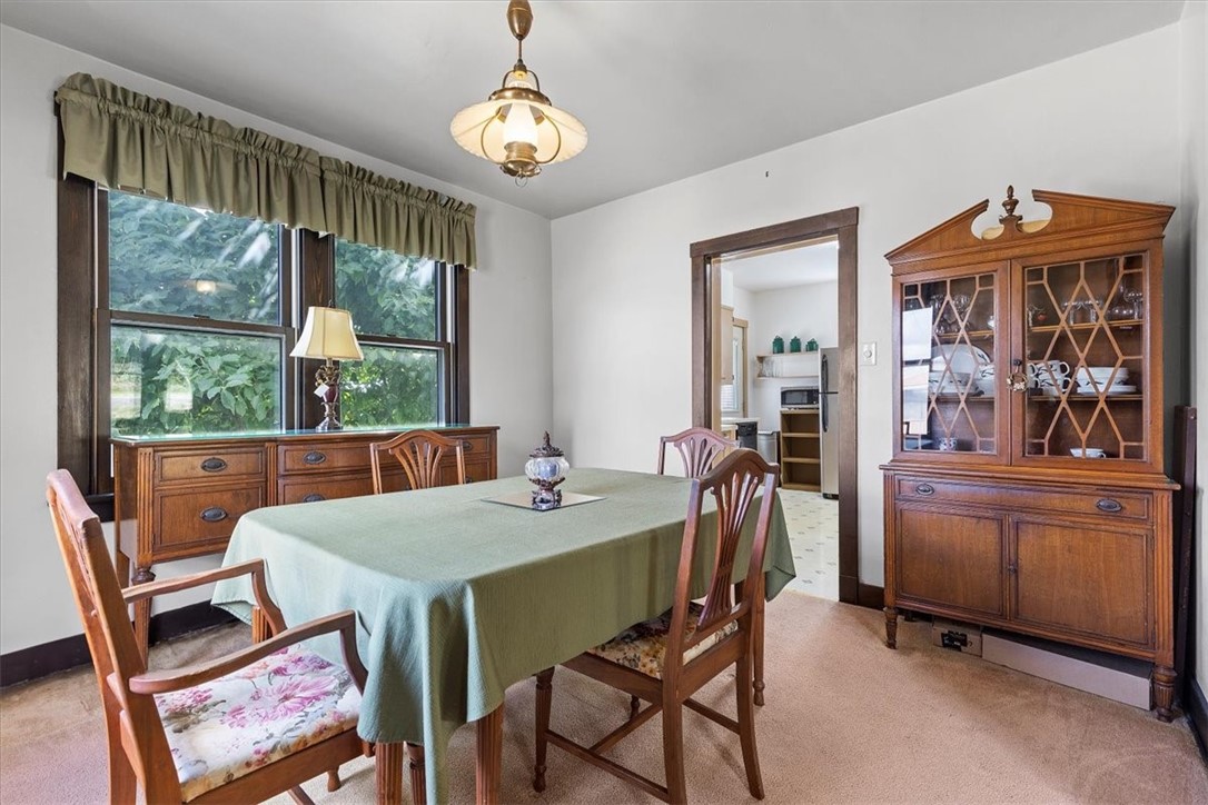 Lincoln Place, Pennsylvania 15207, United States, 3 Bedrooms Bedrooms, ,2 BathroomsBathrooms,Residential,Contingent,48230