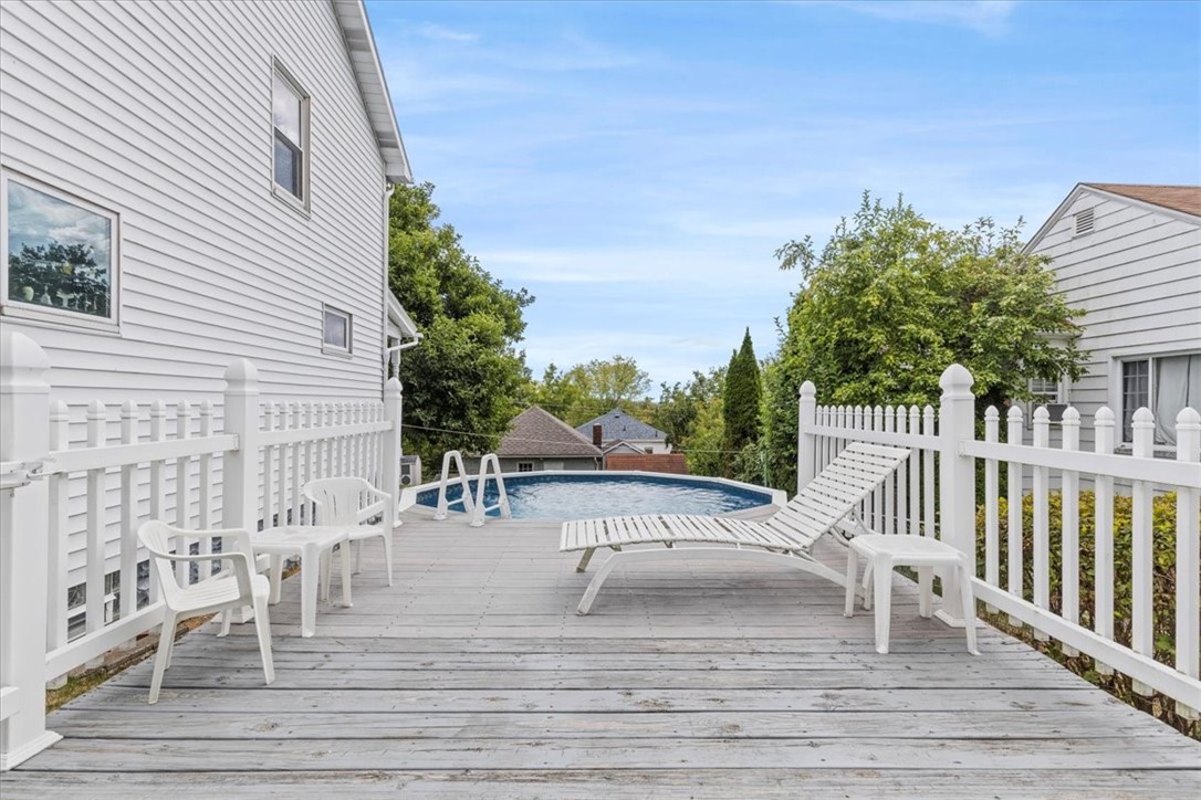 Lincoln Place, Pennsylvania 15207, United States, 3 Bedrooms Bedrooms, ,2 BathroomsBathrooms,Residential,Contingent,48230