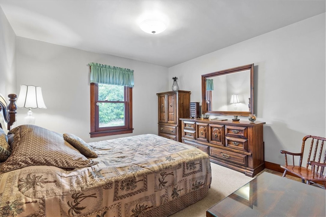 Lincoln Place, Pennsylvania 15207, United States, 3 Bedrooms Bedrooms, ,2 BathroomsBathrooms,Residential,Contingent,48230