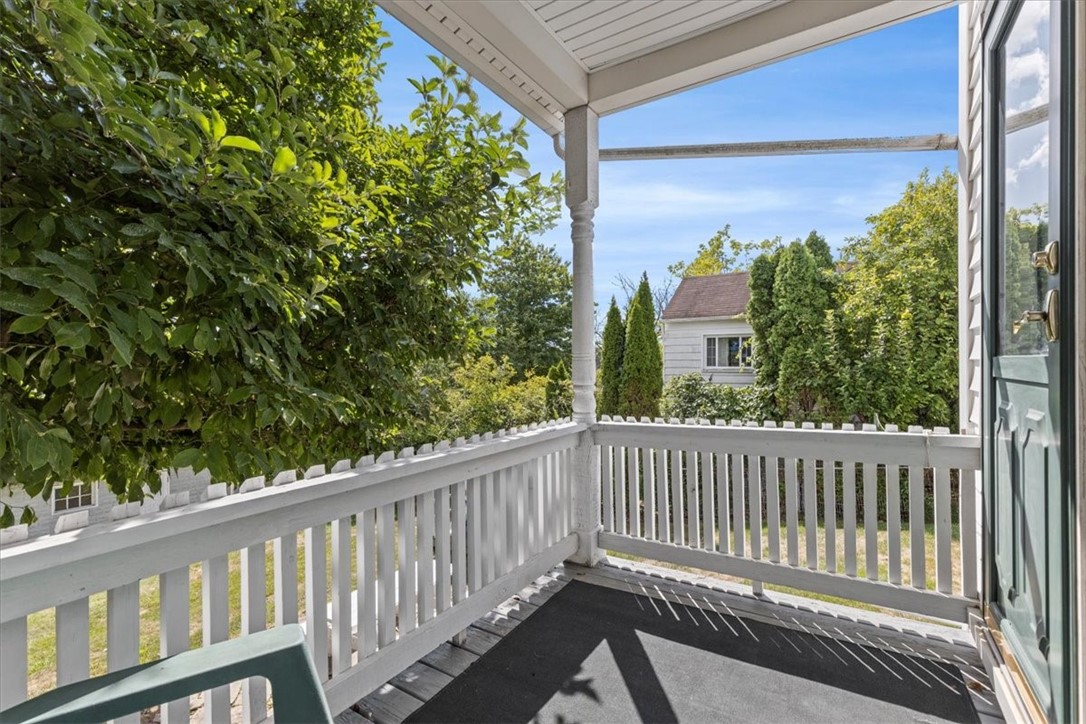 Lincoln Place, Pennsylvania 15207, United States, 3 Bedrooms Bedrooms, ,2 BathroomsBathrooms,Residential,Contingent,48230