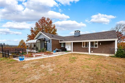 Photo of 102 Dewey Avenue Ext, Pittsburgh, PA 15223 (MLS # 1741073)