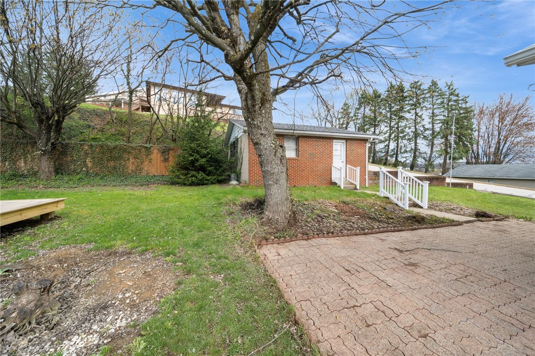 707 Ash Street St, Jeannette, Pennsylvania image 27