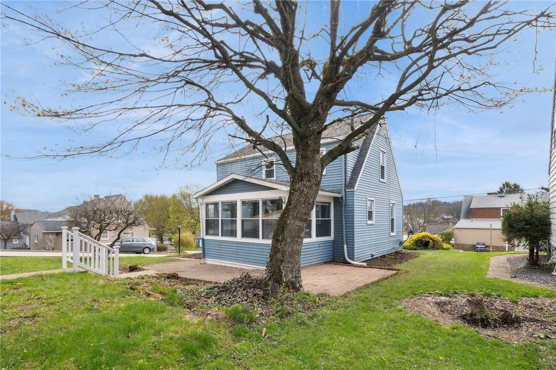 707 Ash Street St, Jeannette, Pennsylvania image 3