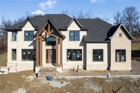 386 Buckingham Dr Peters Twp PA 15367