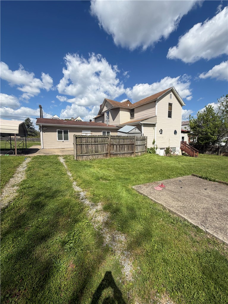 1007 -1005 Park St