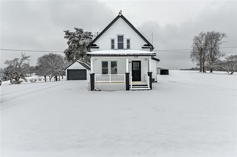 Photo of 806 Harmony Baptist Rd, New Castle, PA 16101 (MLS # 1732576)