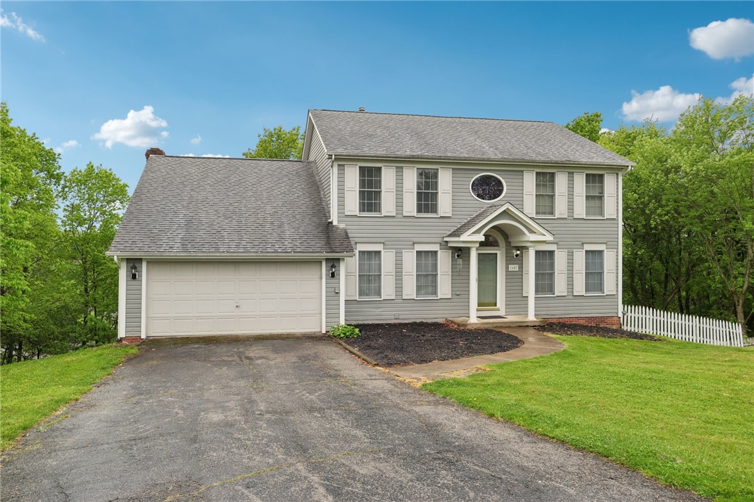 1607 Green View Ct