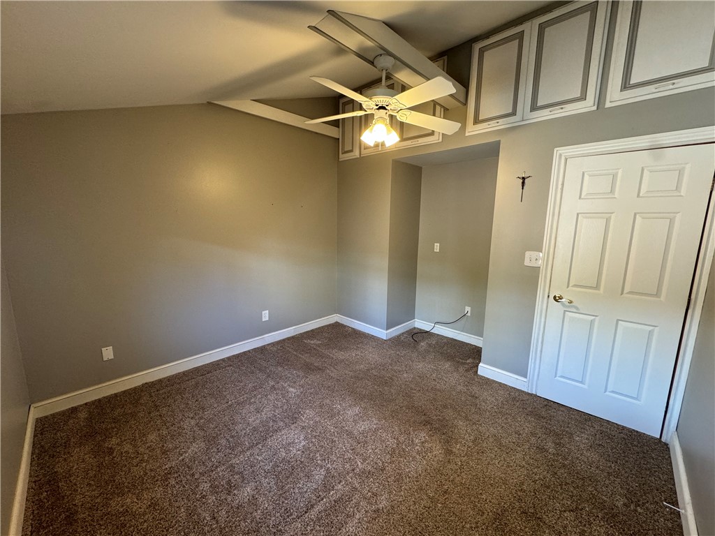 1766 Ivanhoe Drive Dr, North Huntingdon, Pennsylvania image 16