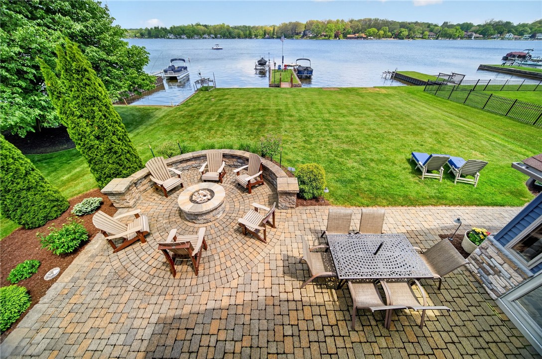10698 Baneberry Ln