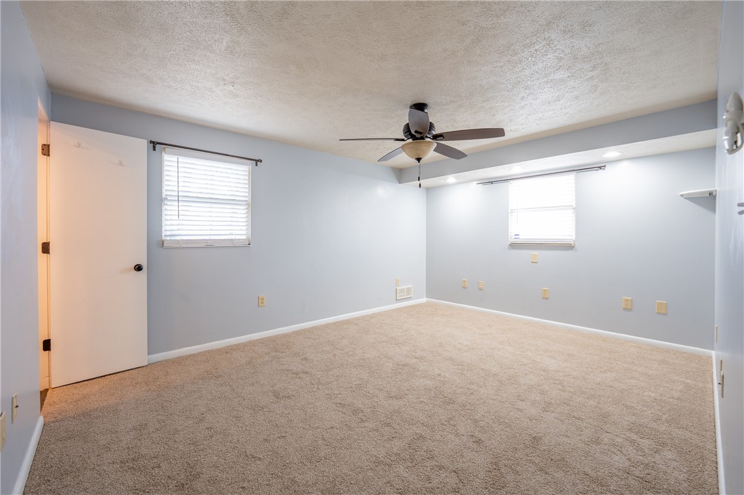133 Westminster Dr Dr, Monroeville, Pennsylvania image 15