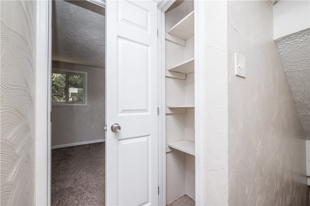 Shaler, Pennsylvania 15209, United States, 2 Bedrooms Bedrooms, ,1 BathroomBathrooms,Residential,Active,203469