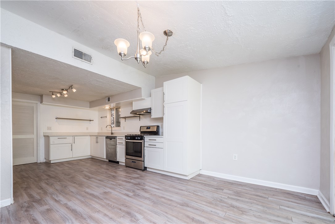 Shaler, Pennsylvania 15209, United States, 2 Bedrooms Bedrooms, ,1 BathroomBathrooms,Residential,Active,203469