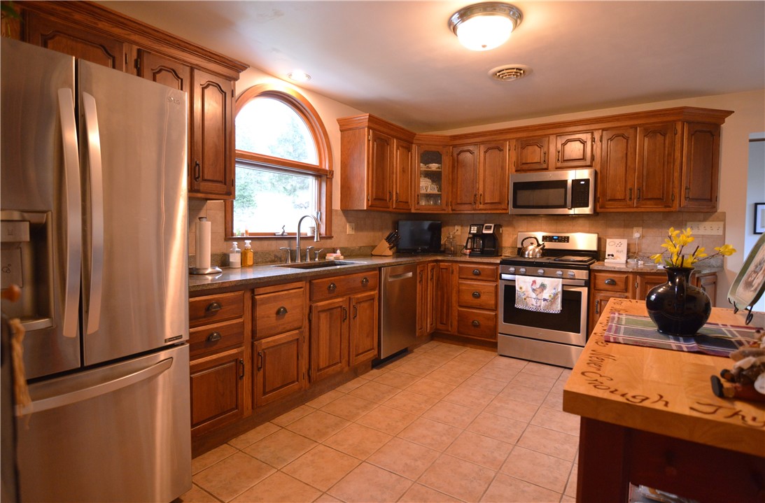 231 Abbe Place Pl, Delmont, Pennsylvania image 9