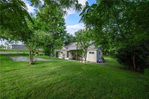 Homes For Sale - 411 Harmony Rd Rd<br/> Baden, PA 15005