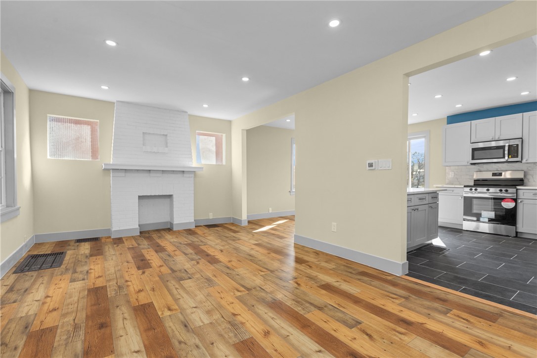 4037 Cloverlea St St, Brentwood, Pennsylvania image 8