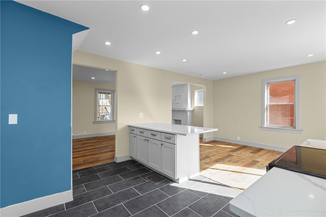 4037 Cloverlea St St, Brentwood, Pennsylvania image 17