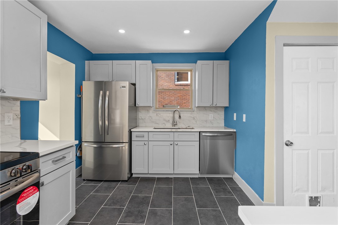 4037 Cloverlea St St, Brentwood, Pennsylvania image 16