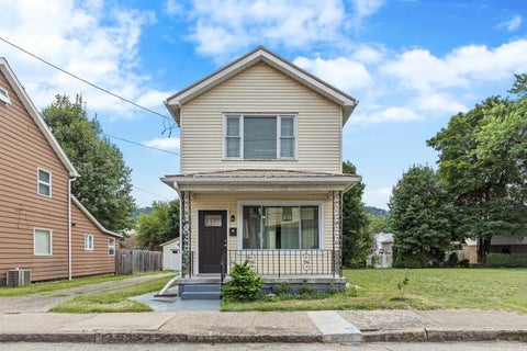 Photo for 534 E 3rd Avenue