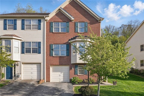 Photo for 417 Georgetown Ct