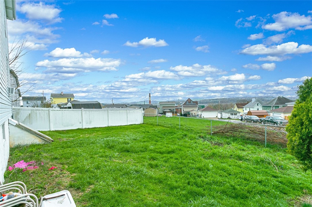 612 Park St St, Connellsville, Pennsylvania image 4