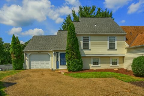 2556 Grouse Rdg A Franklin Park PA 15090