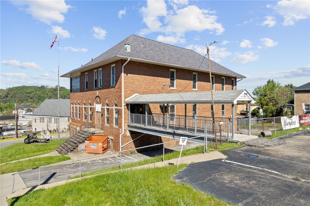 400 Duss Ave Ave, Ambridge, Pennsylvania image 5