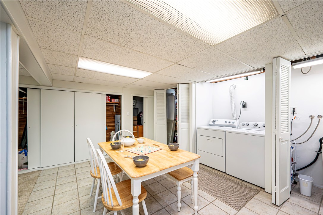 City Of Greensburg, Pennsylvania 15601, United States, 3 Bedrooms Bedrooms, ,3 BathroomsBathrooms,Residential,Pending,76464