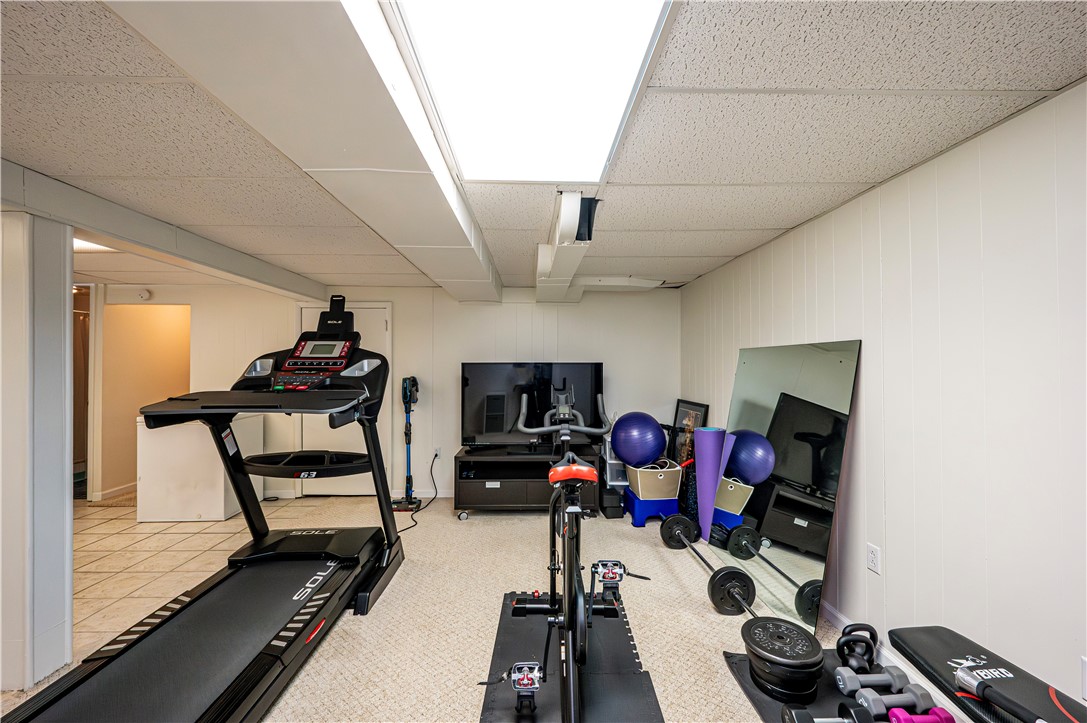 City Of Greensburg, Pennsylvania 15601, United States, 3 Bedrooms Bedrooms, ,3 BathroomsBathrooms,Residential,Pending,76464