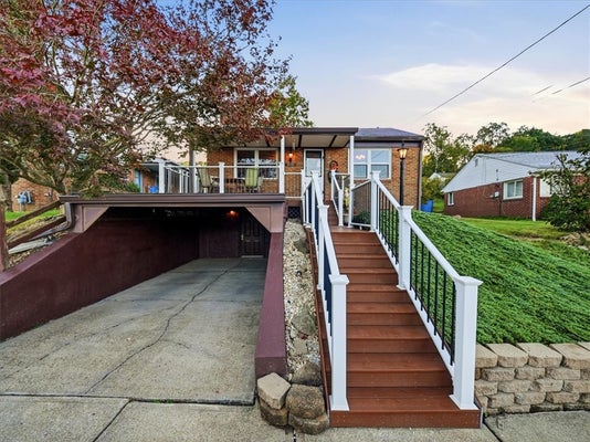 2411 MARION ST, ALIQUIPPA, PA 15001 - Image 1c67905da689fc5ba68f3fc996d609a7/4291943265