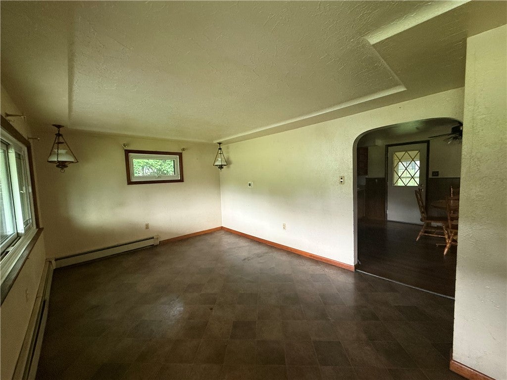 823 Robb Rd